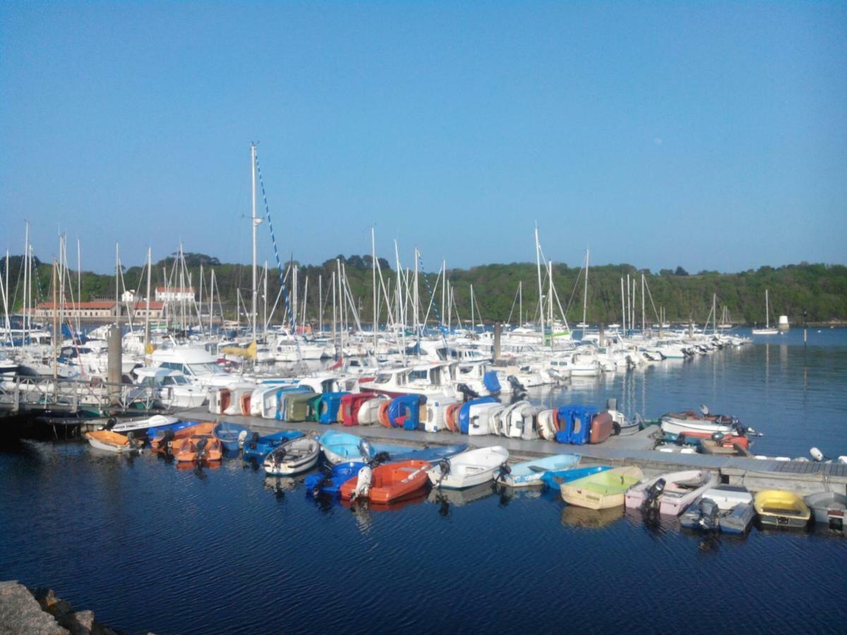Gite Du Port Sur La Presqu'Ile De Лезардриё Экстерьер фото